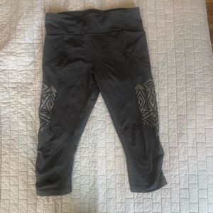 Lululemon crop pants with side detail.